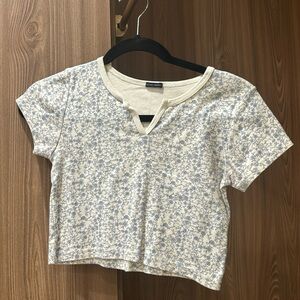 Brandy melville cropped floral top